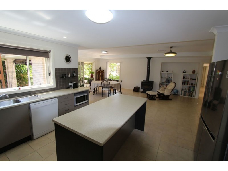 2 Yeramba Close, Nabiac NSW 2312