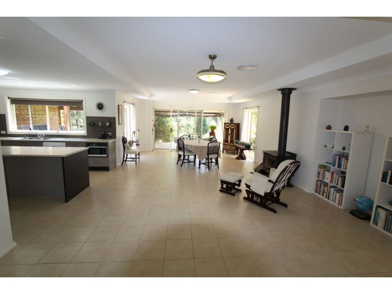 2 Yeramba Close, Nabiac NSW 2312