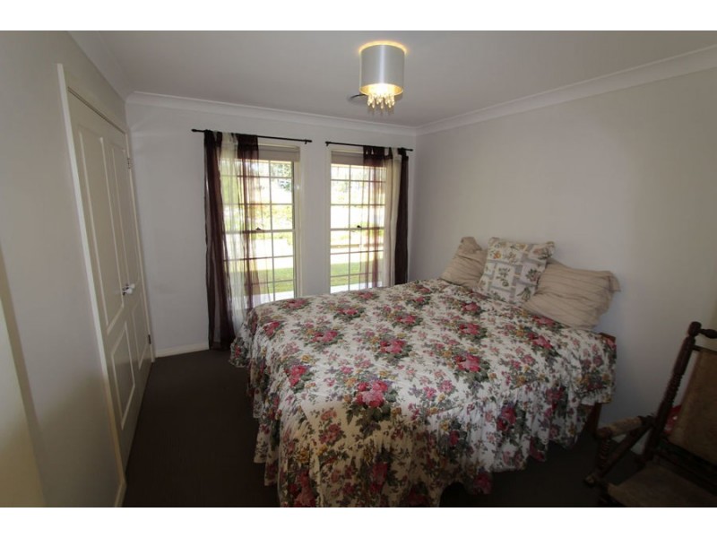 2 Yeramba Close, Nabiac NSW 2312