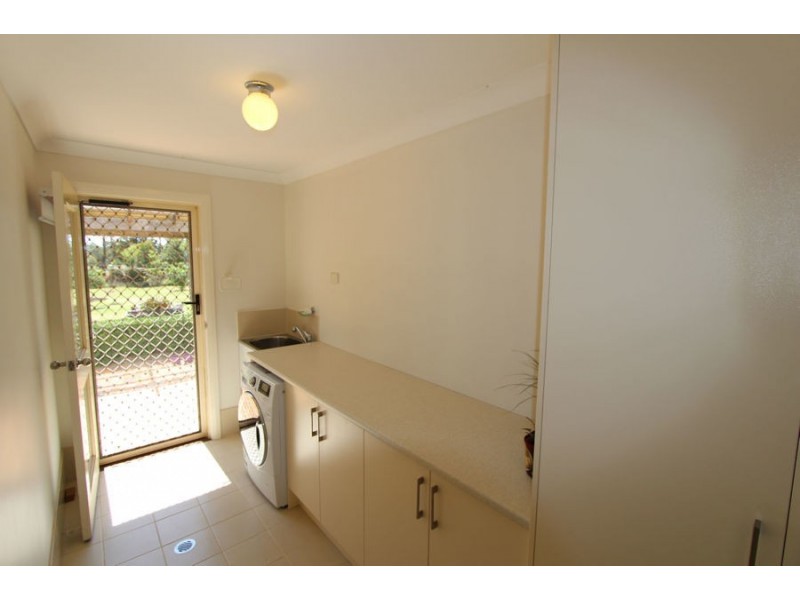 2 Yeramba Close, Nabiac NSW 2312