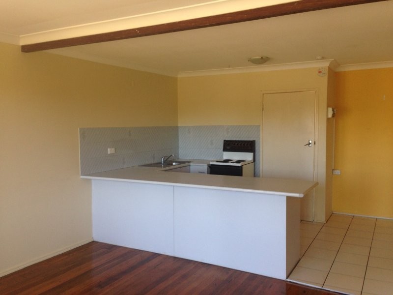 6/13F Wyndham Avenue (Only Access through High St.), Southport QLD 4215