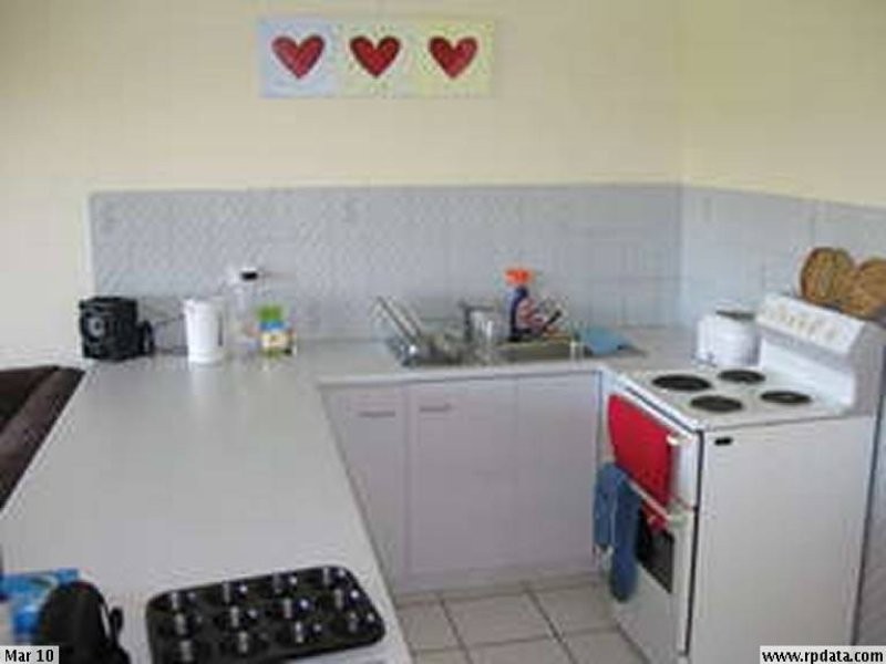 6/13F Wyndham Avenue, Southport QLD 4215
