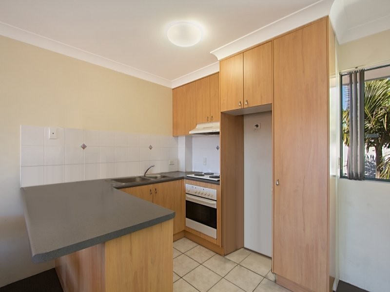 31/2340 Gold Coast Highway, Mermaid Beach QLD 4218