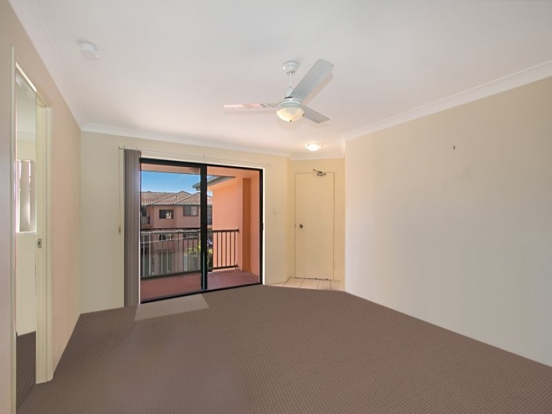 31/2340 Gold Coast Highway, Mermaid Beach QLD 4218
