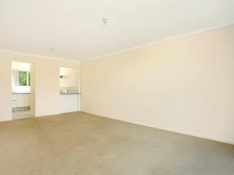 8/84 Highfield Drive, Merrimac QLD 4226