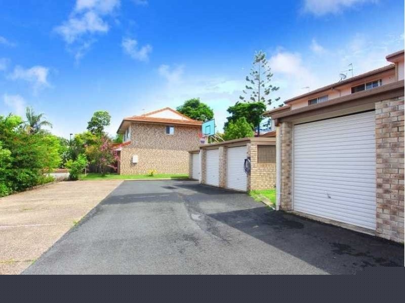 8/84 Highfield Drive, Merrimac QLD 4226