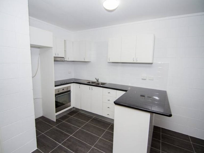 9/10 Leonard Avenue, Surfers Paradise QLD 4217