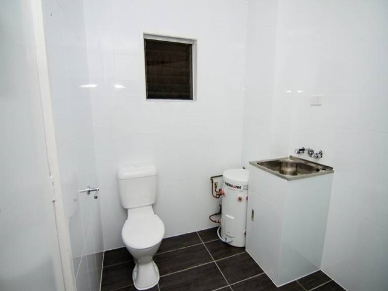 9/10 Leonard Avenue, Surfers Paradise QLD 4217