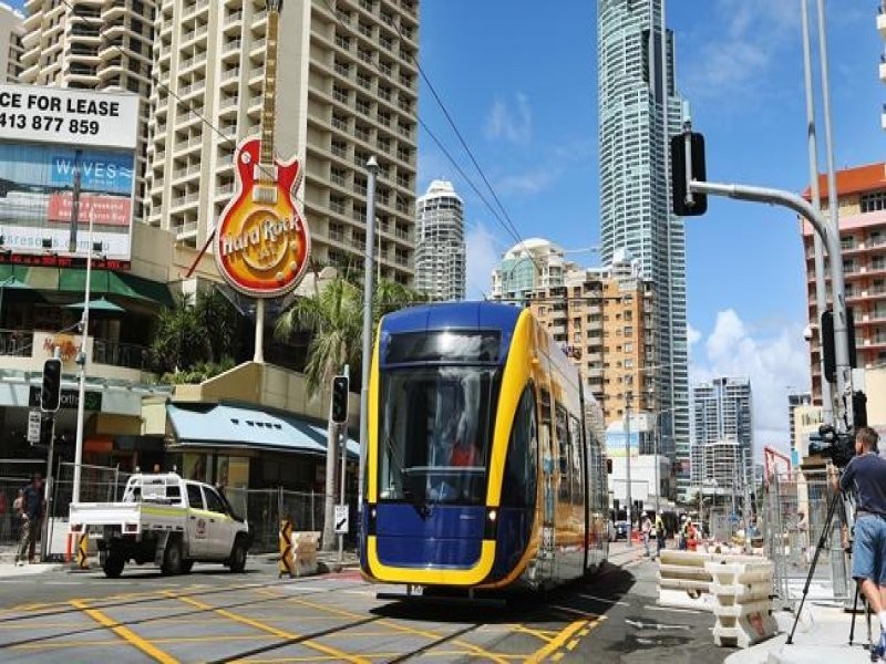 9/10 Leonard Avenue, Surfers Paradise QLD 4217