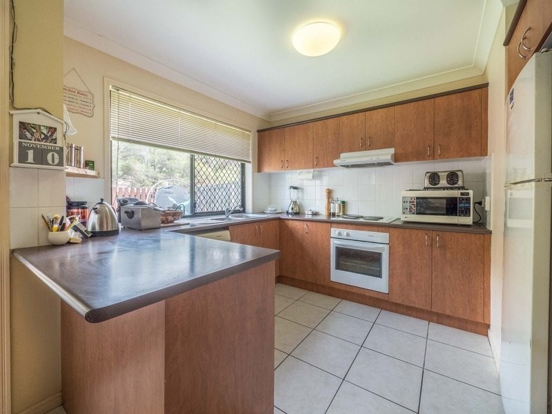 20/13 Hervey Street, Pacific Pines QLD 4211
