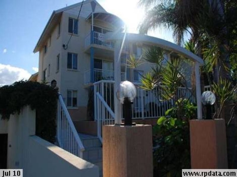 6/14 Darrambal Street, Chevron Island QLD 4217