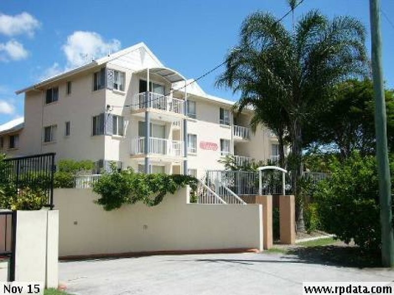 6/14 Darrambal Street, Chevron Island QLD 4217