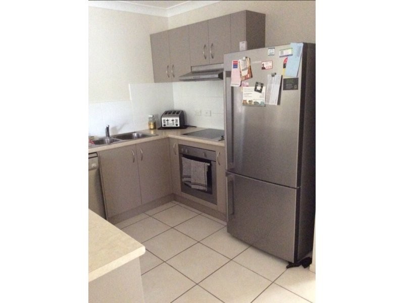 2/3 Bahrs Point Drive, Bahrs Scrub QLD 4207