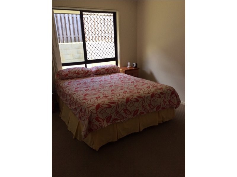 2/3 Bahrs Point Drive, Bahrs Scrub QLD 4207