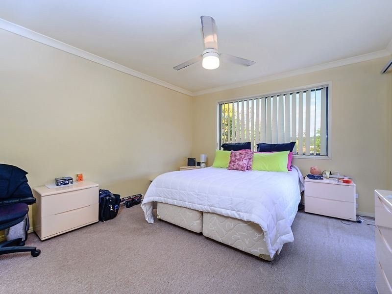 5/1 Santa Isobel Boulevard, Pacific Pines QLD 4211