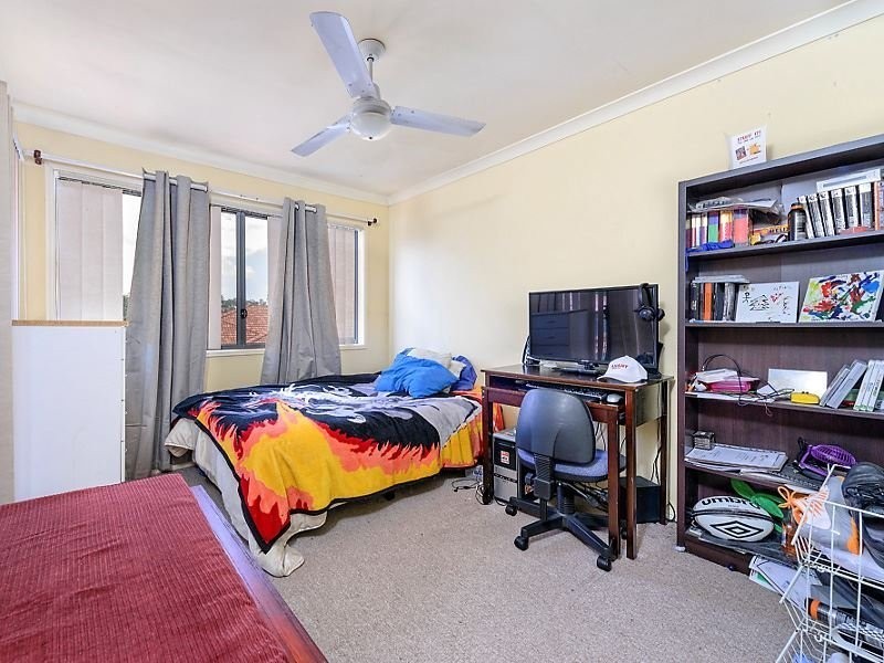 5/1 Santa Isobel Boulevard, Pacific Pines QLD 4211