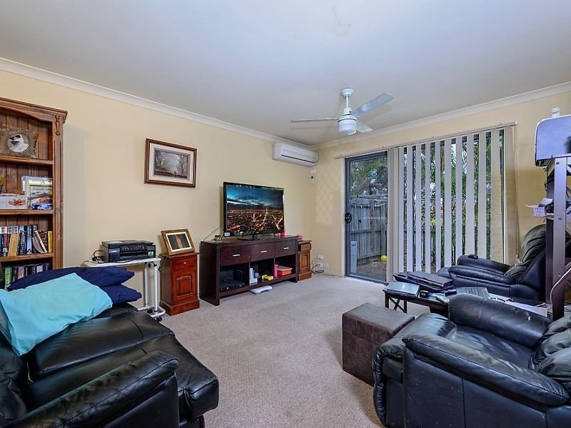 5/1 Santa Isobel Boulevard, Pacific Pines QLD 4211