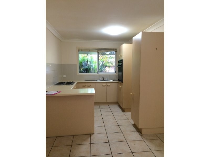 41/128 Benowa Road, Southport QLD 4215