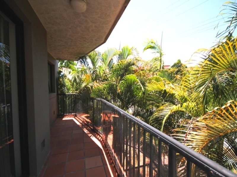 6/2 Johnston Street, Southport QLD 4215