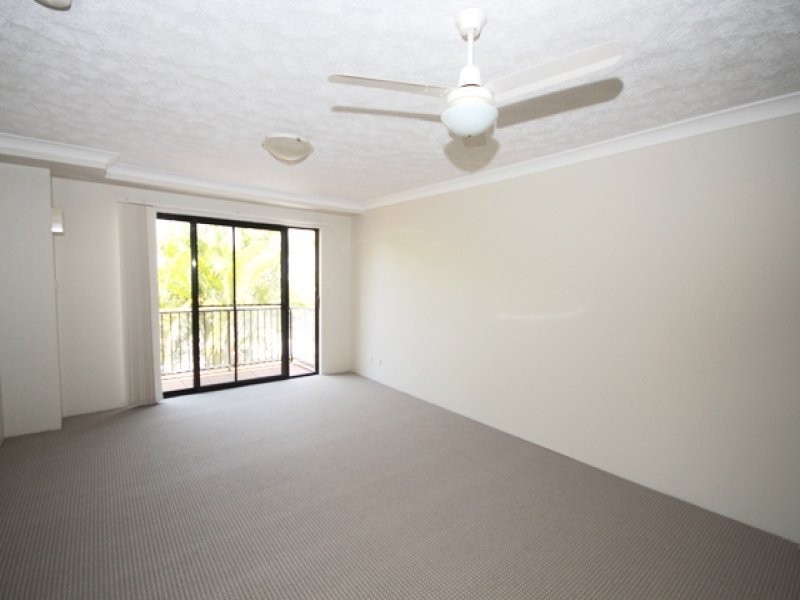 6/2 Johnston Street, Southport QLD 4215