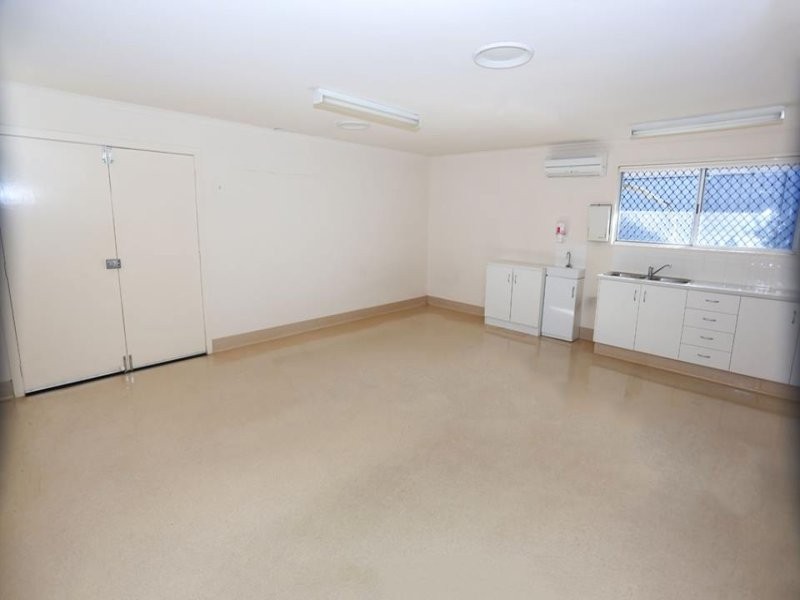 20 Nerang-Broadbeach Road, Nerang QLD 4211