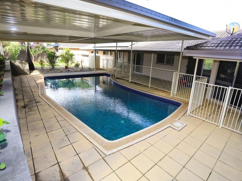 20 Nerang-Broadbeach Road, Nerang QLD 4211