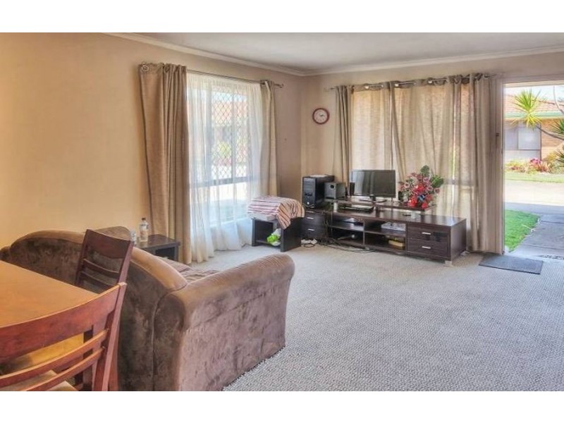 1/33 Clare Road, Kingston QLD 4114