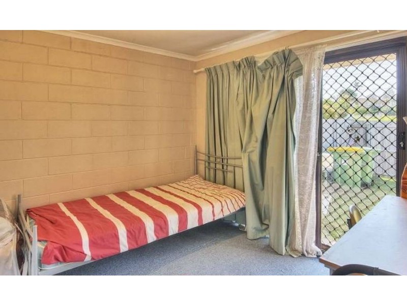 1/33 Clare Road, Kingston QLD 4114
