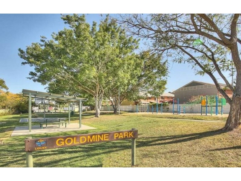 1/33 Clare Road, Kingston QLD 4114
