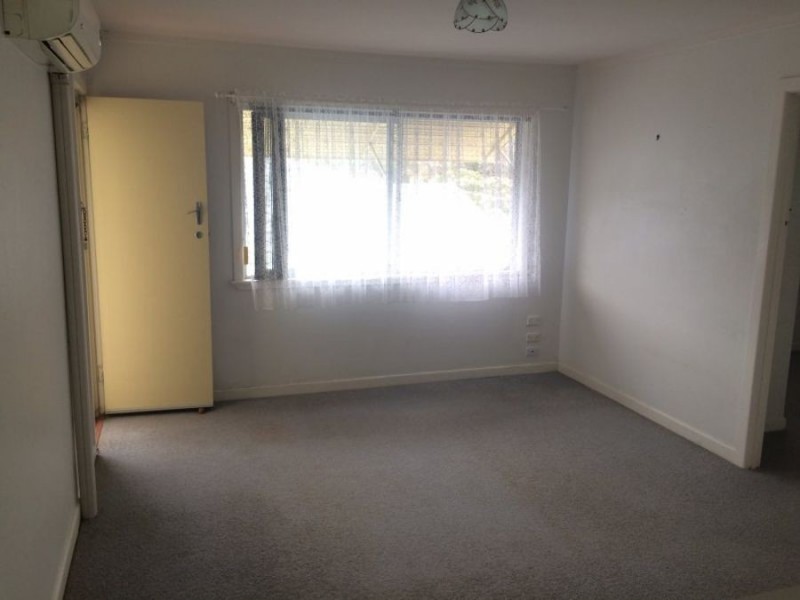 2/6 Adori Street, Chevron Island QLD 4217