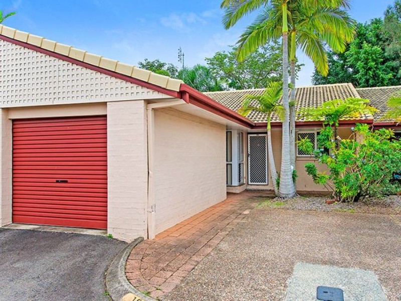 18/128 Benowa Road, Southport QLD 4215