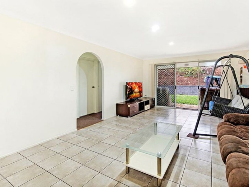 18/128 Benowa Road, Southport QLD 4215