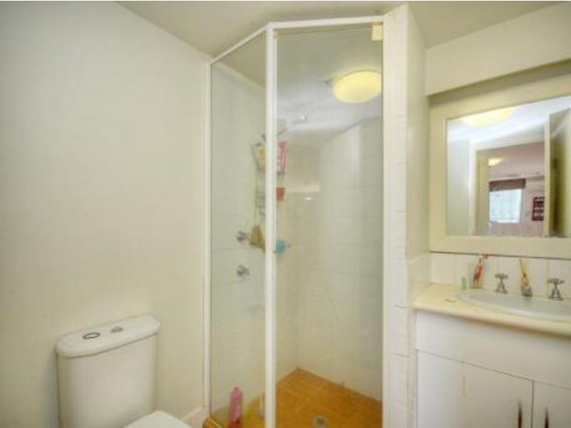 31/19 Orchid, Surfers Paradise QLD 4217