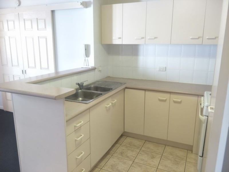 10/11-19 Taylor Street, Biggera Waters QLD 4216