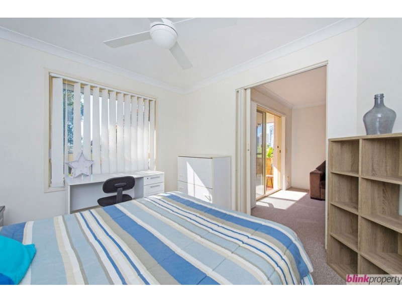 21/3 Barranbali st, Chevron Island QLD 4217