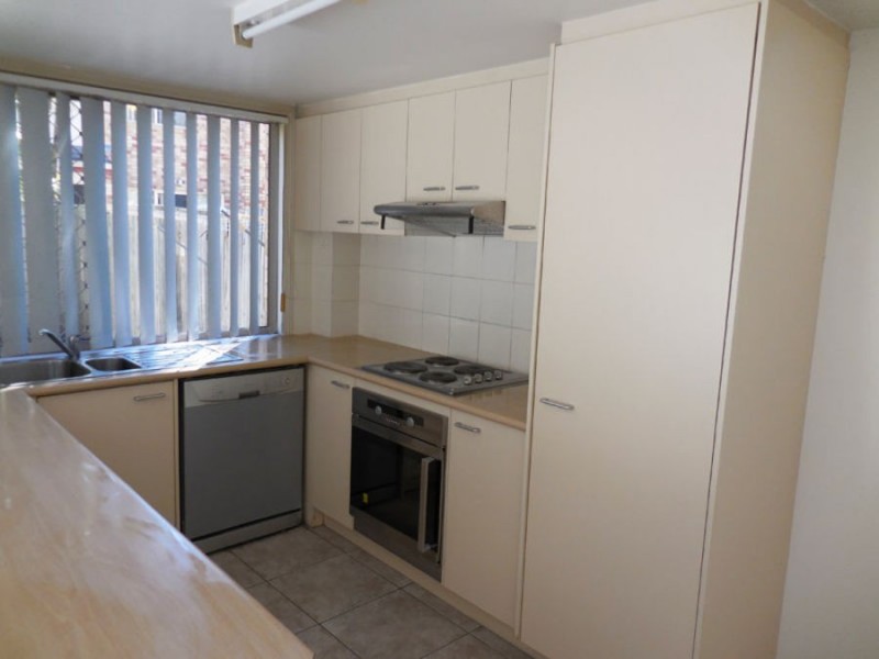 84/643 Pine Ridge Rd, Biggera Waters QLD 4216