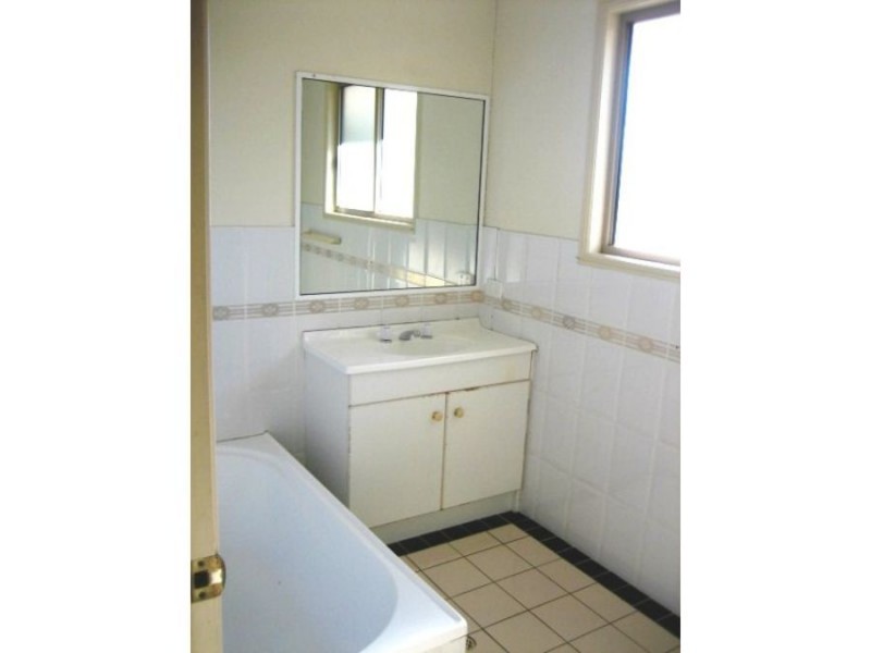 25/2 Koala Town Road, Upper Coomera QLD 4209