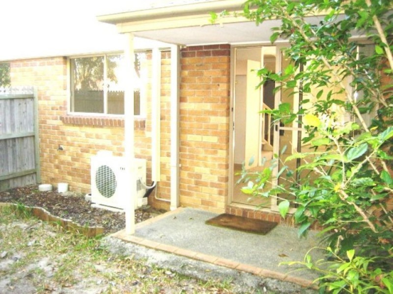 25/2 Koala Town Road, Upper Coomera QLD 4209