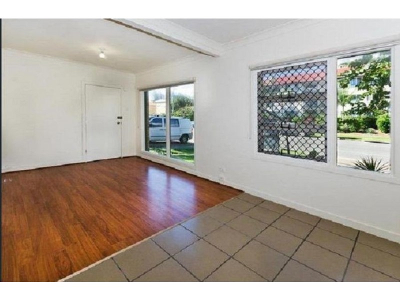 1/24 Peninsular Drive, Surfers Paradise QLD 4217