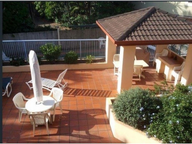 21/3 Barranbali Street, Chevron Island QLD 4217