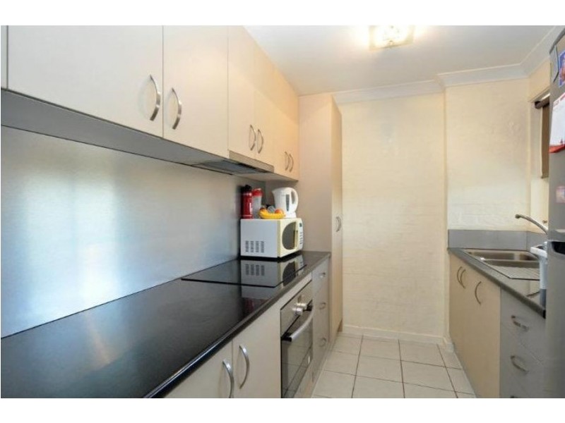 36/13 Brown Street, Labrador QLD 4215