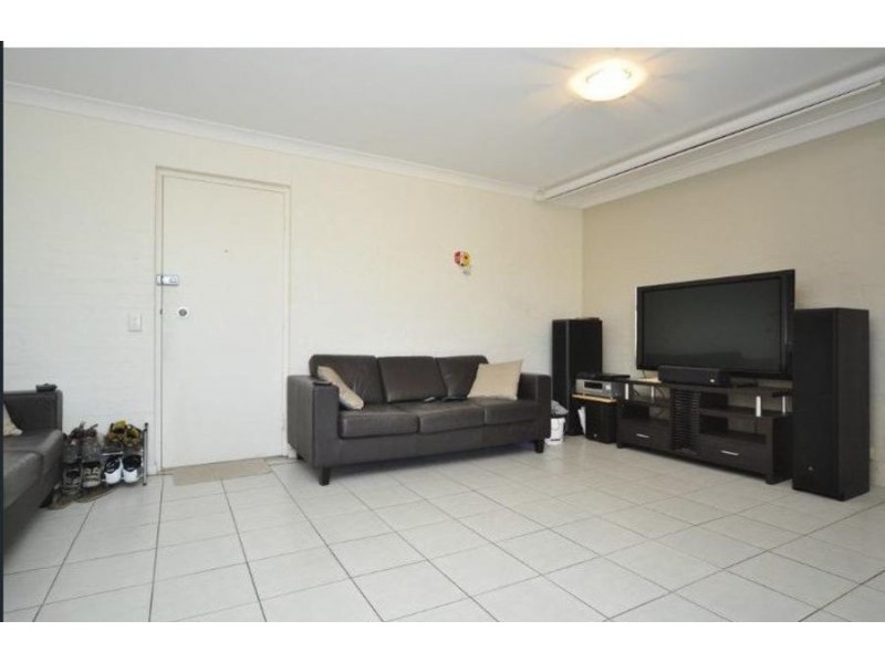 36/13 Brown Street, Labrador QLD 4215