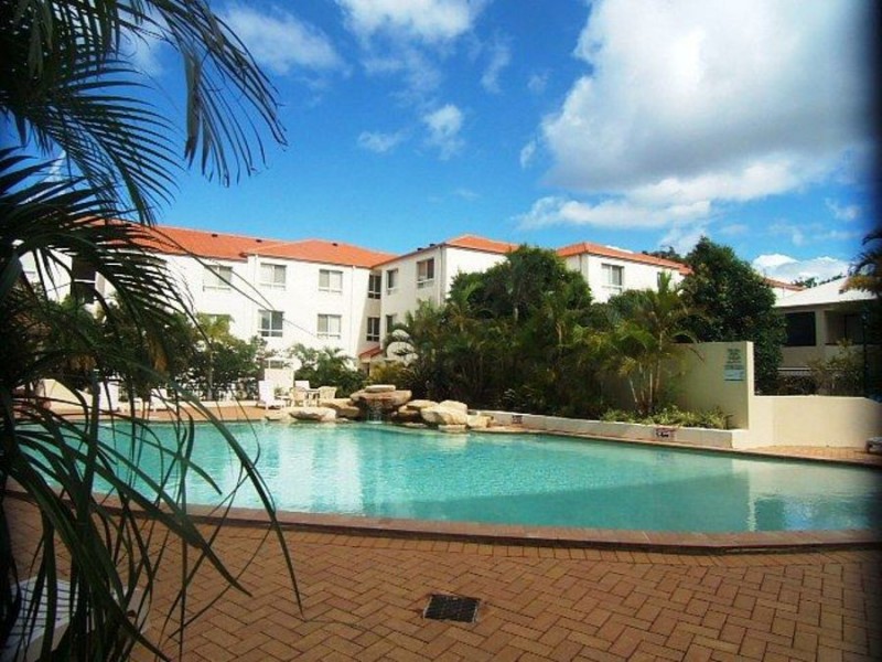 7/106 Marine Parade, Southport QLD 4215