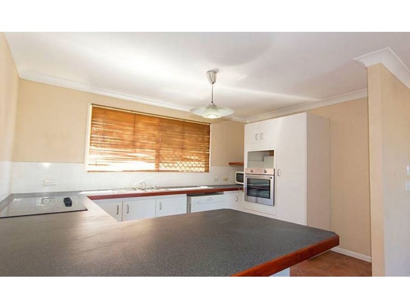 2/1 Kilpatrick Court, Highland Park QLD 4211