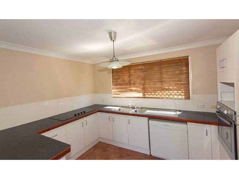 2/1 Kilpatrick Court, Highland Park QLD 4211