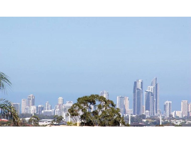 2/1 Kilpatrick Court, Highland Park QLD 4211