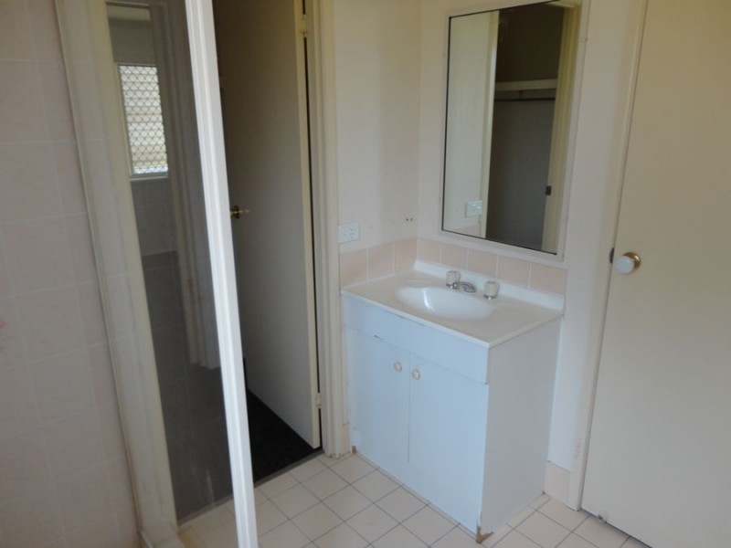 4 Taylor Street, Eagleby QLD 4207