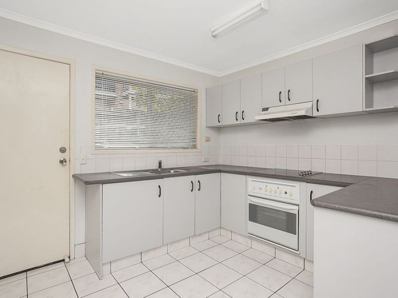 2/11 Martin Street, Nerang QLD 4211