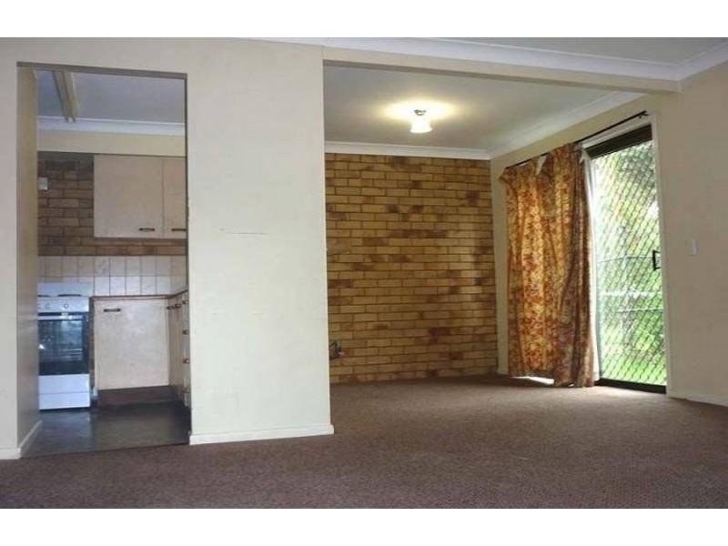 2/13 Blackwood Road, Logan Central QLD 4114