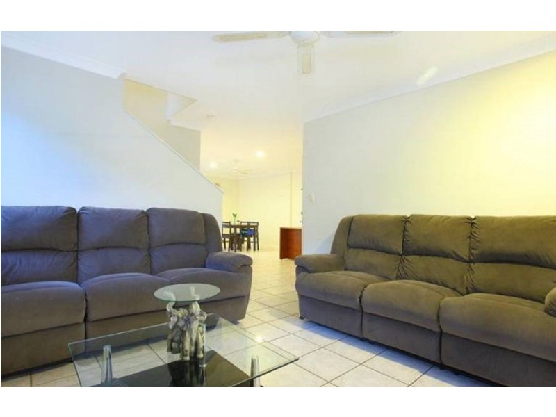 44/74 Universal Street, Pacific Pines QLD 4211